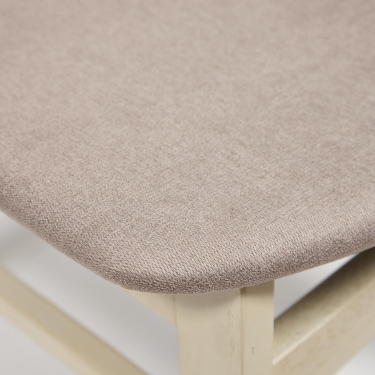 Стул Tetchair CT 8804 Rabat с мягким сиденьем дерево гевея, 52,546,578см, античный белый, ткань бежевая FG22616-16
