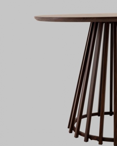 Стол обеденный Stool Group Daphne 10075 см орех